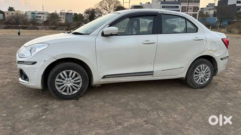 Maruti Suzuki Swift Dzire 1.3 Vxi, 2023, Cng & Hybrids