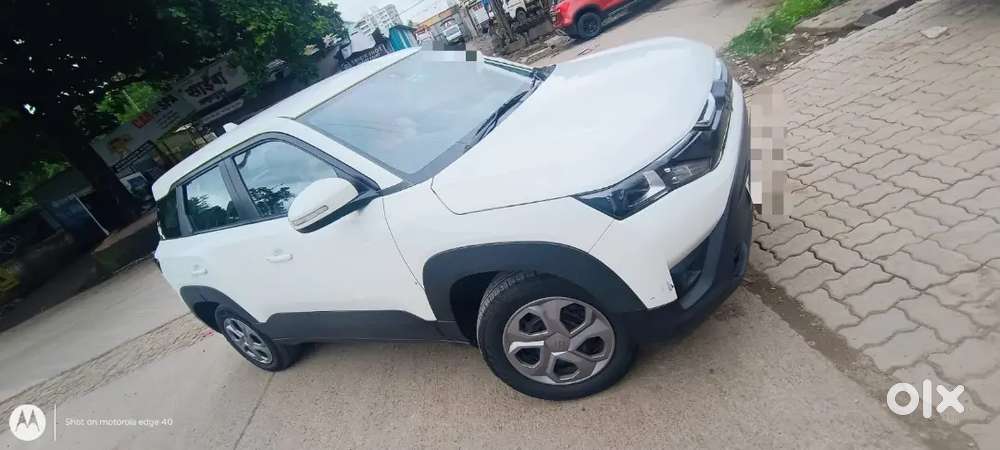 Maruti Brezza 1.5 Lxi 2024