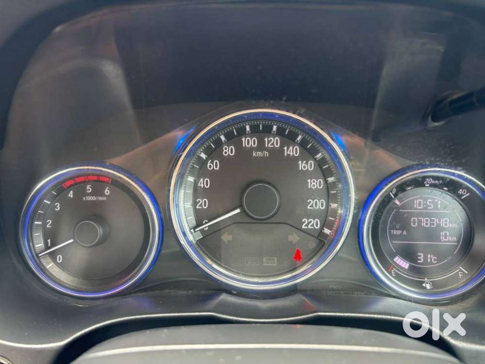 Honda City V Mt Sunroof, 2015, Diesel