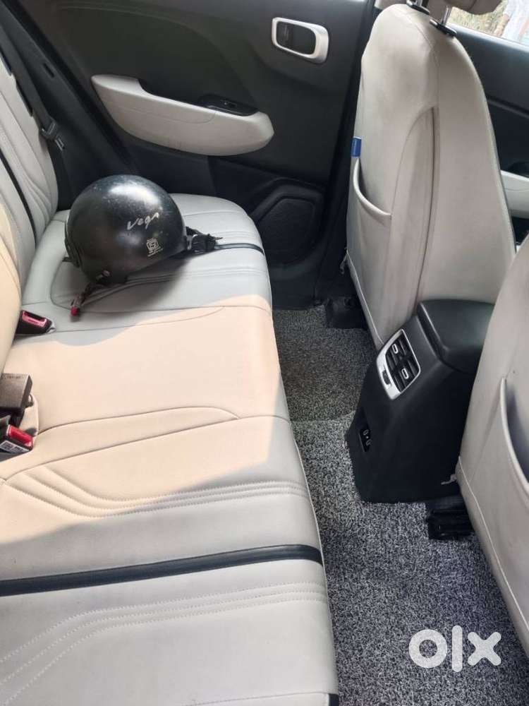 Hyundai Venue E 1.2 Petrol, 2023, Petrol