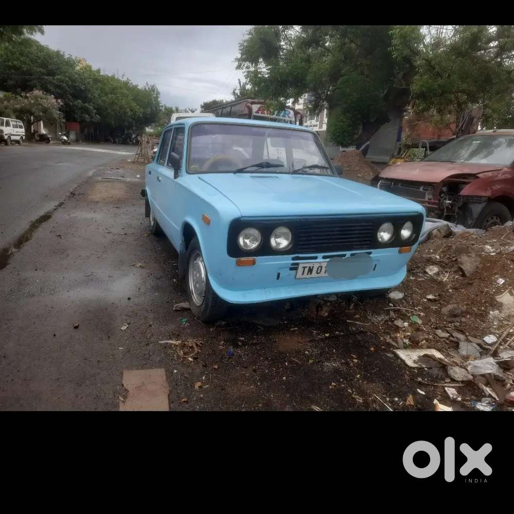 118 Vintage Car
