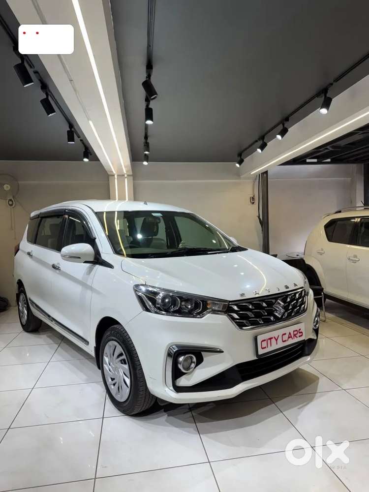 Maruti Suzuki Ertiga Vxi At, 2022, Petrol