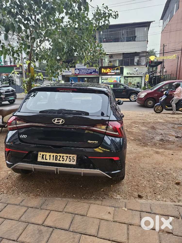 Hyundai I20 Sportz Dec 2023 Sterling Night  Excellent Condition