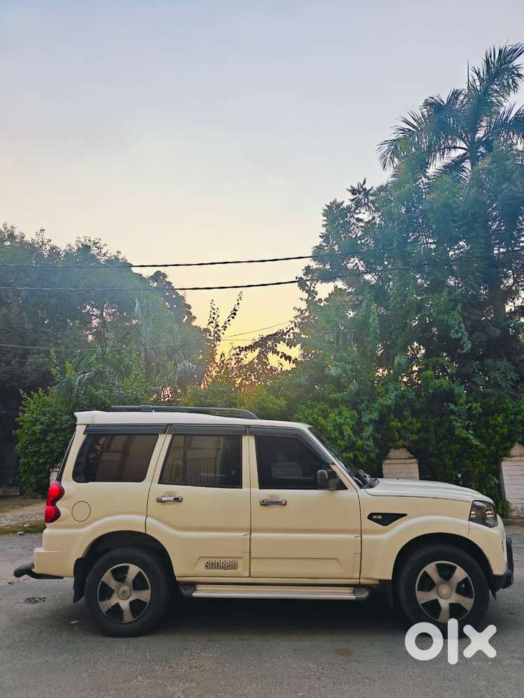 Mahindra Scorpio S10 7 Seater, 2015, Diesel