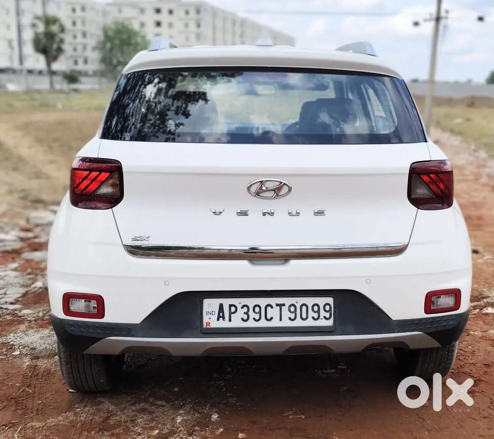 Hyundai Venue 2019 Diesel Well Maintained