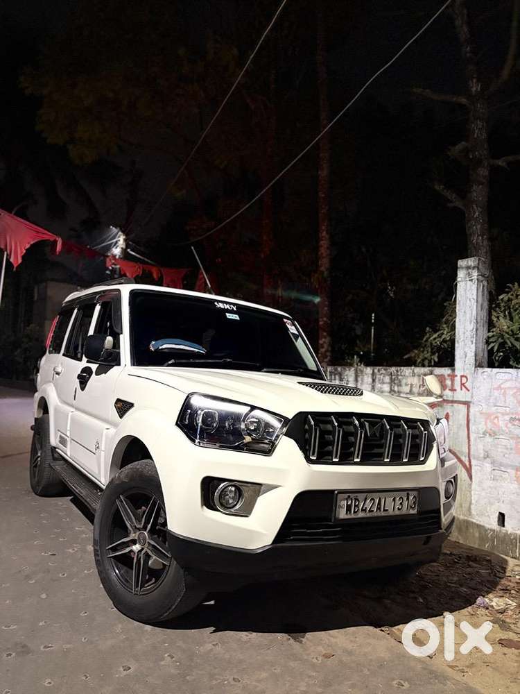 Mahindra Scorpio 2017 Diesel Well Maintained