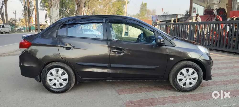Honda Amaze 1.2 Petrol 2015