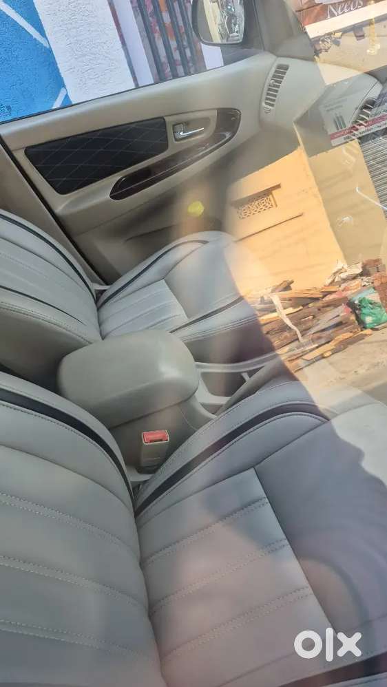 Toyota Innova 2014 Diesel Well Maintained