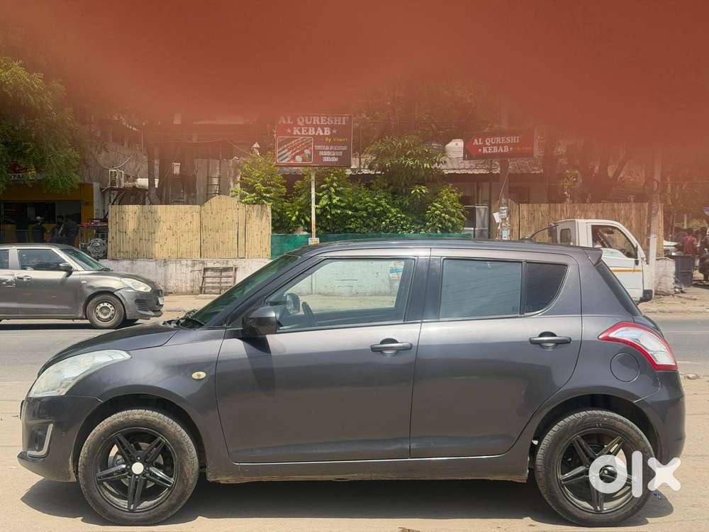 Maruti Suzuki Swift Lxi, 2016, Petrol