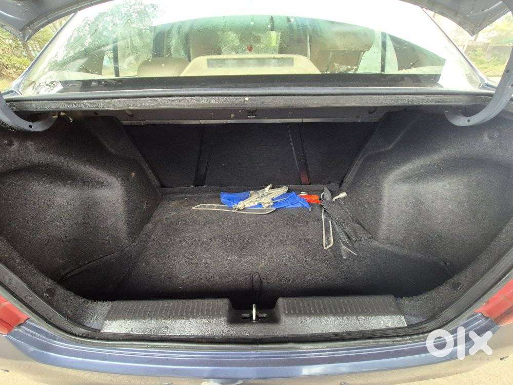 Maruti Suzuki Swift Dzire Vxi At Optional, 2018, Petrol