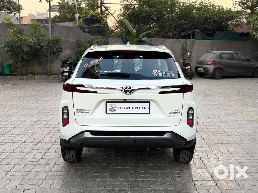 Toyota Urban Cruiser Hyryder 1.5 V Hybrid, 2024, Petrol