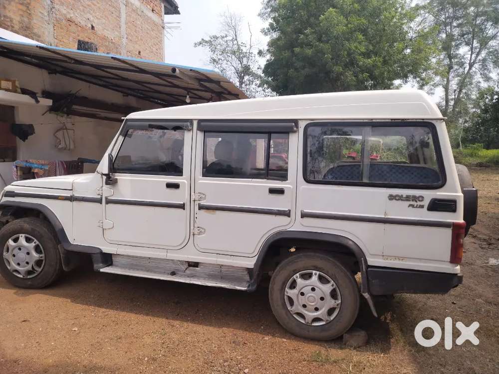 मुझे यह कर बेचनी है जो बोलेरो Xl है