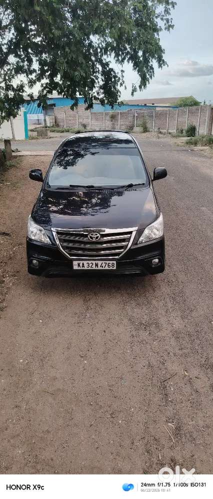 Toyota Innova 2010