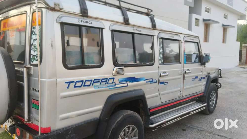 Force Motors Trax Cruiser 2005