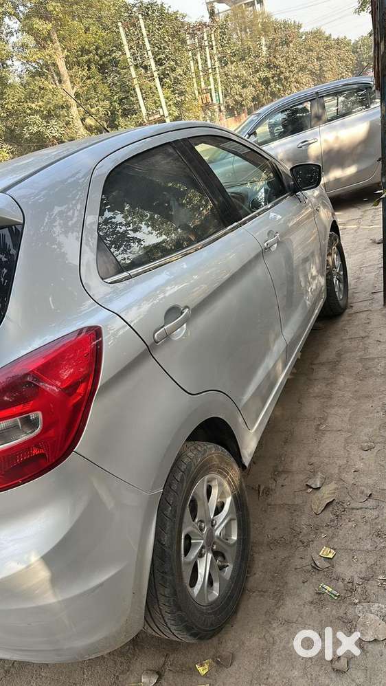 Ford Figo Petrol 2016