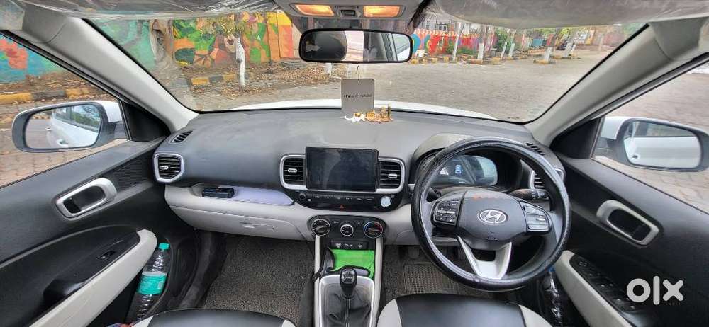Hyundai Venue S (o) 1.2 Petrol Knight Edition, 2025, Petrol