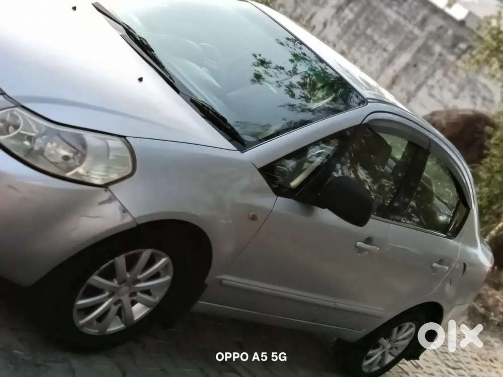 Sx4 Maruti Suzuki Zxi Petrol Cng Top Model Third Owner