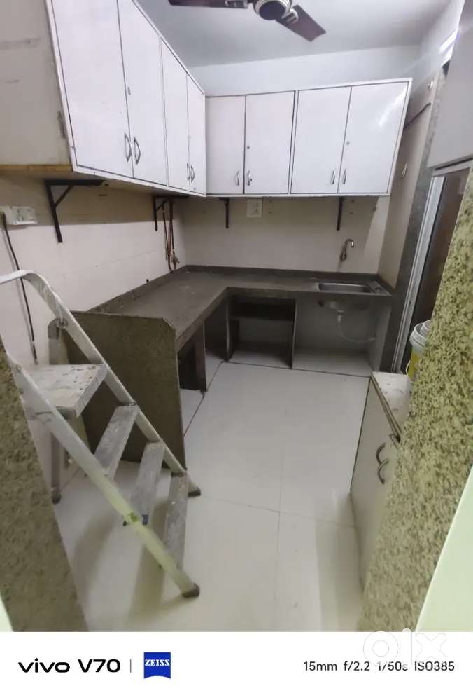 2 bhk flat rent available sector 19 man rod all family allowed