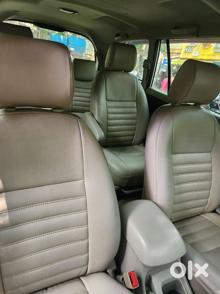 Toyota Innova 2.5 Zx 7 Str Bs-iv, 2014, Diesel