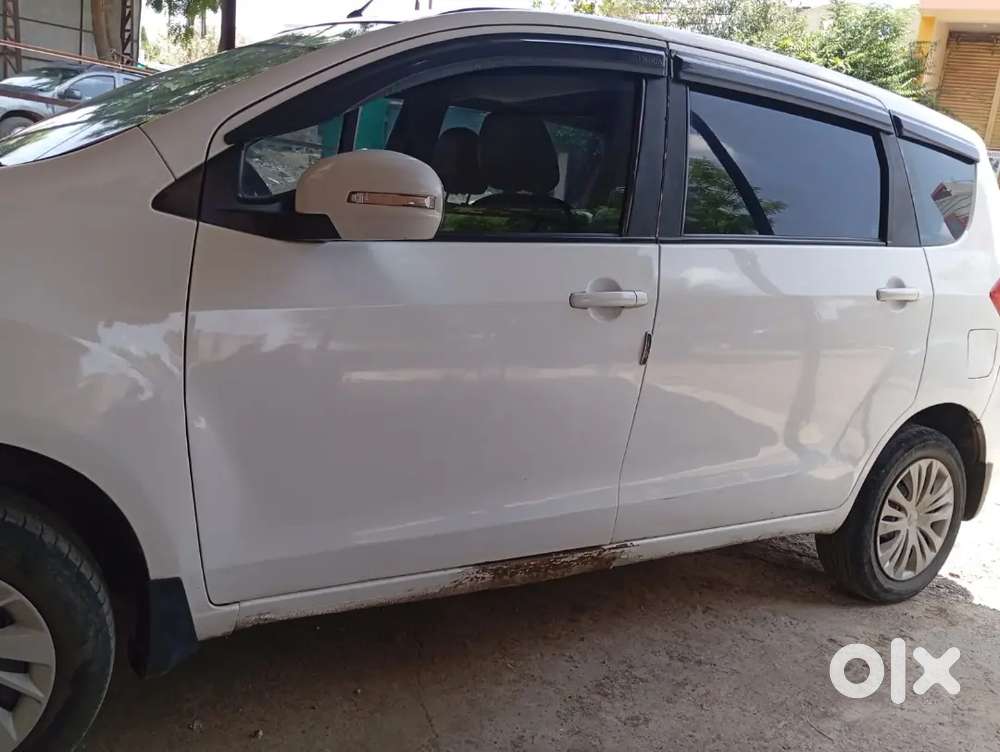 Maruti Suzuki Ertiga 2017 Diesel 100000 Km Driven