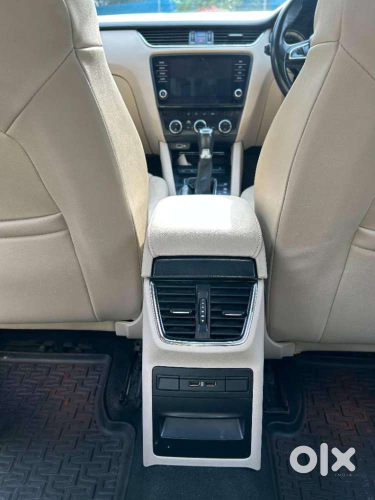 Skoda Octavia 1.8 Tsi At L K, 2018, Petrol