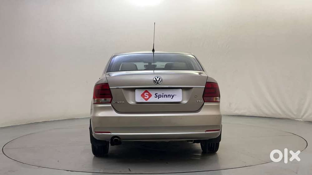 Volkswagen Vento 1.2 Tsi Highline At, 2017, Petrol