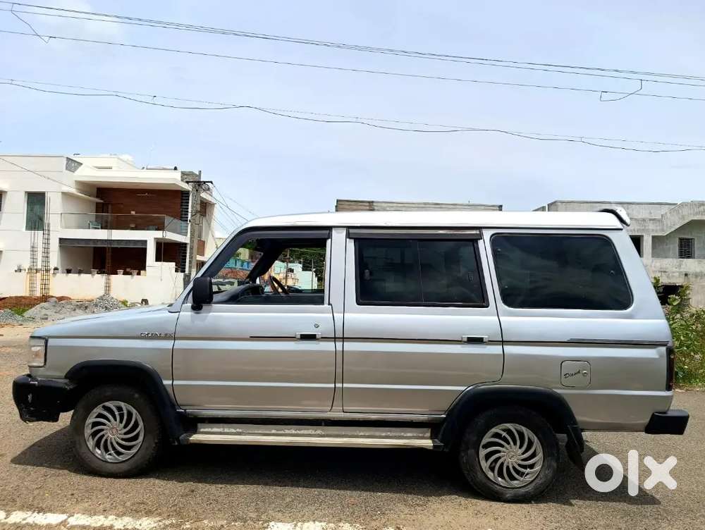 Toyota Qualis 2001 Diesel Well Maintained