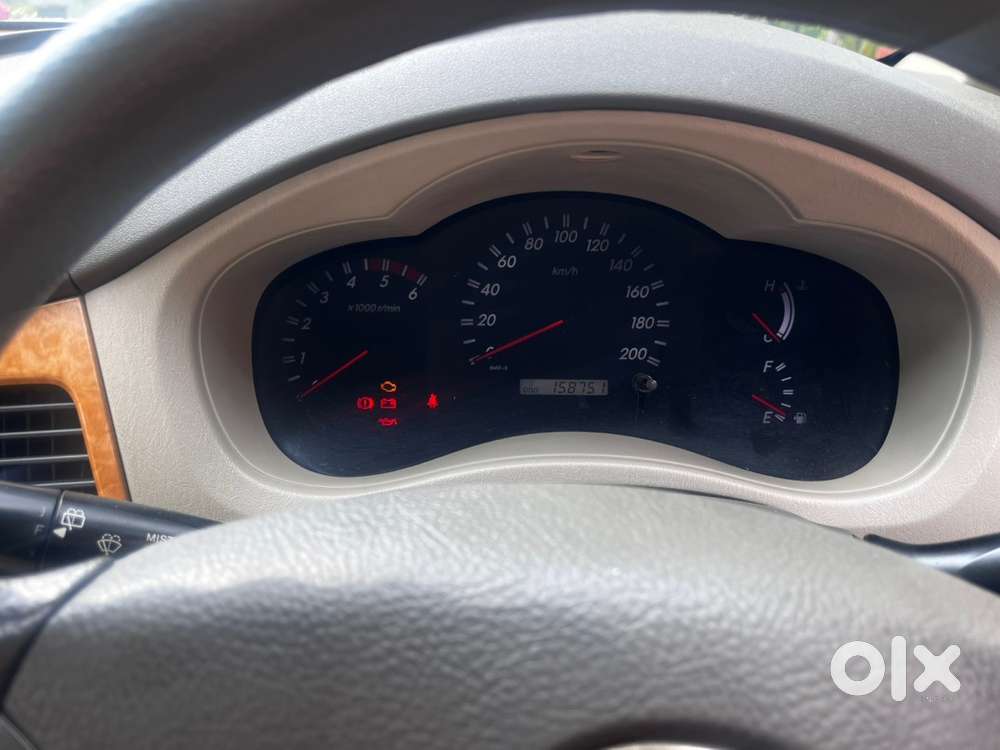 Toyota Innova Diesel 2011