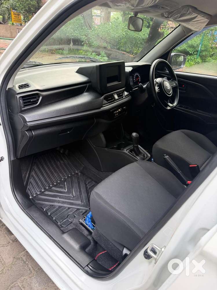 Maruti Suzuki Swift Lxi Optional-o, 2026, Petrol