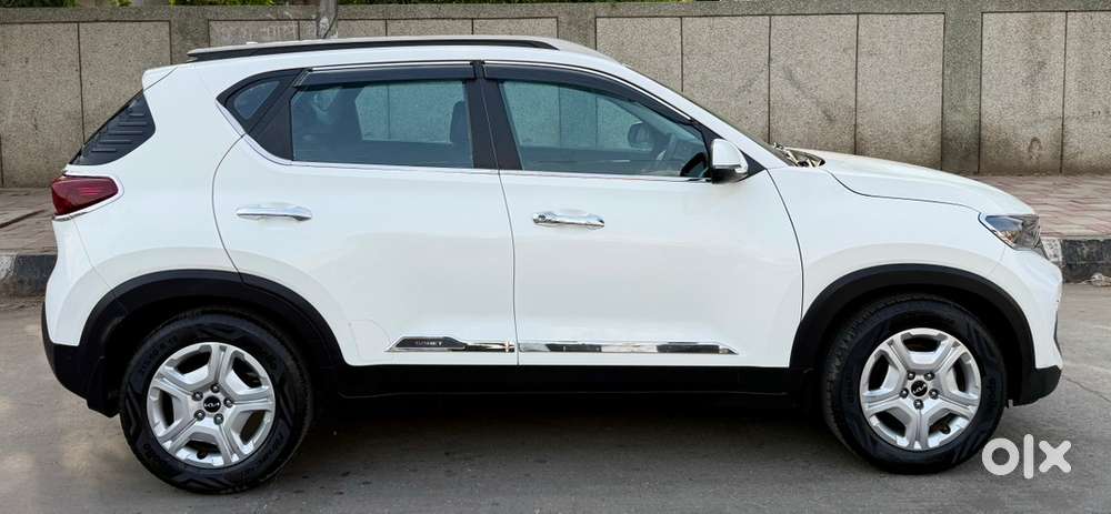 Kia Sonet Petrol 2023 Less Driven Excellent Condition Delhi
