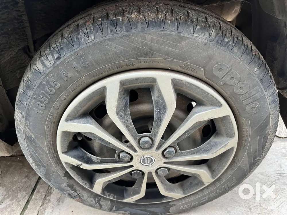 Mahindra Kuv 100 K4  Petrol 2016