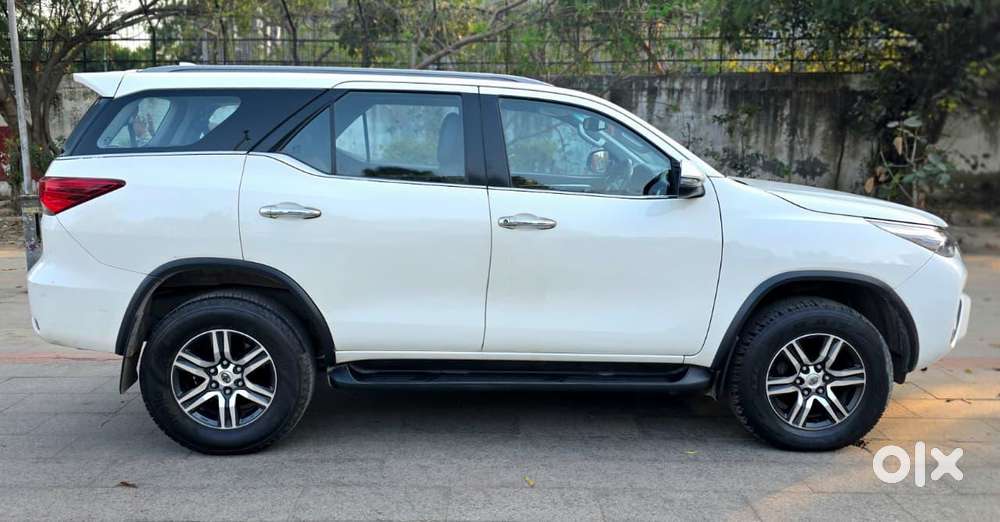 Toyota Fortuner 3.0 4x2 Automatic, 2019, Petrol