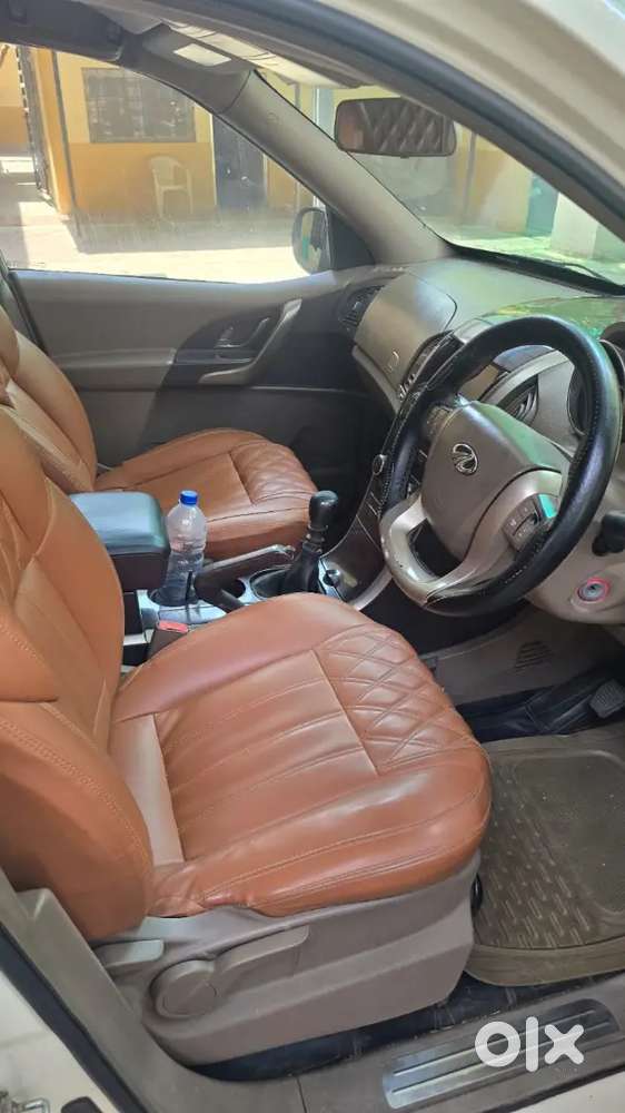 Mahindra Xuv500 W8 2015