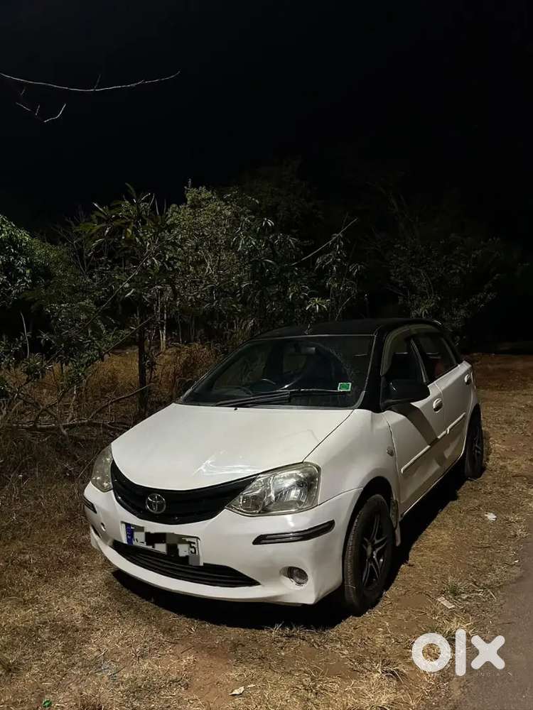 Toyota Etios 2014 Diesel 175000 Km Driven