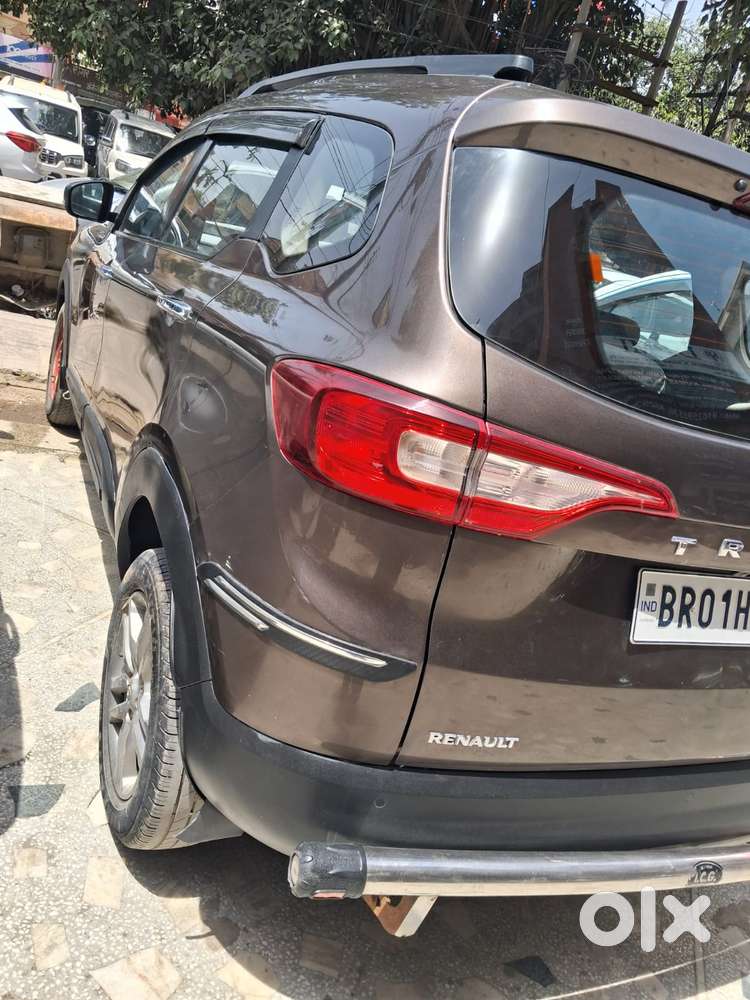 Renault Triber Rxz, 2024, Petrol