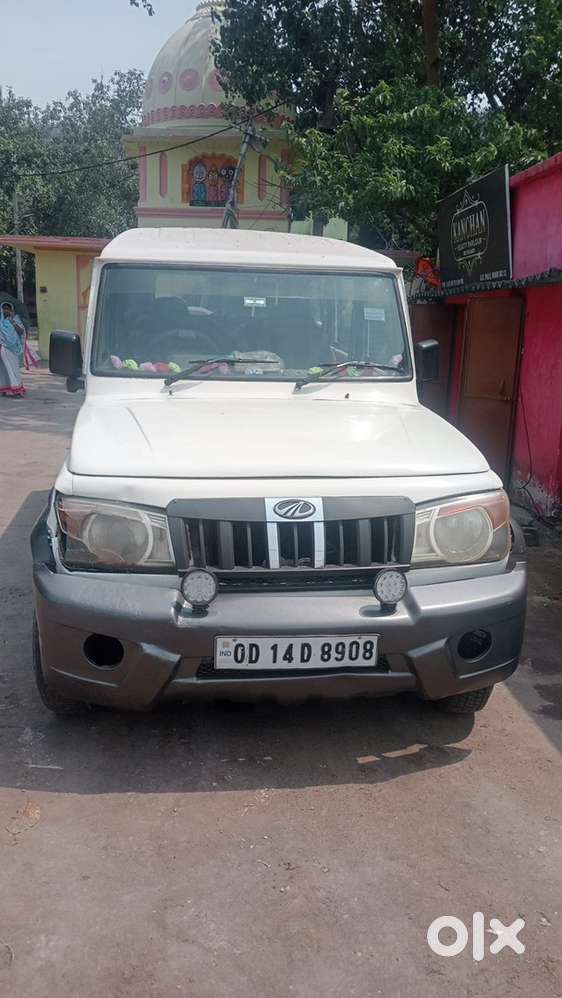 Mahindra Bolero 9 Seater 2015
