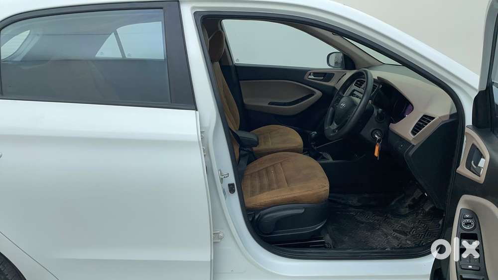 Hyundai Elite I20 Sportz Plus, 2020, Petrol