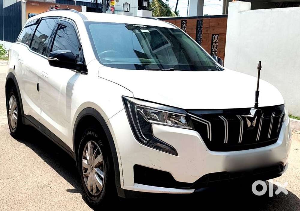 Mahindra Xuv700 2.2 Mx Diesel Mt 5 Str, 2022, Diesel