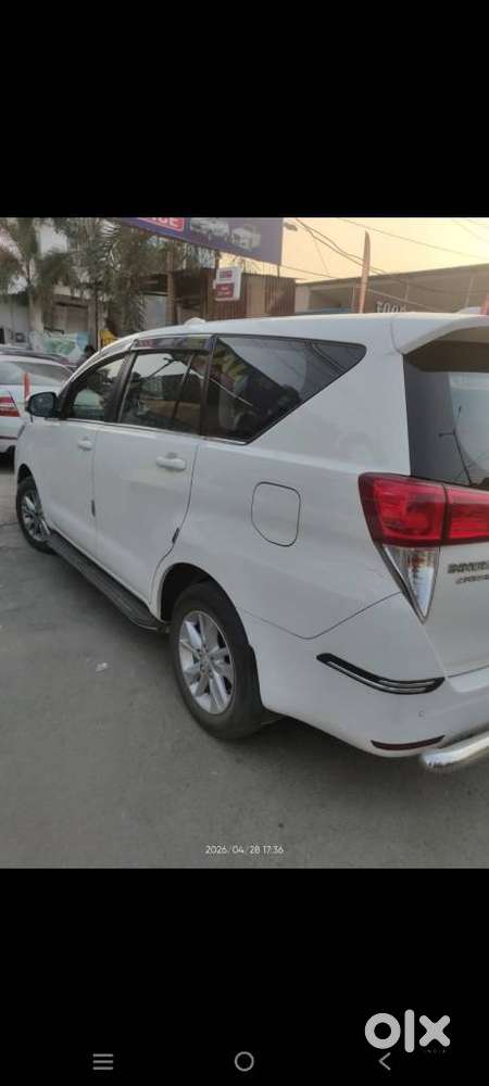 Toyota Innova Crysta 2.4 G Mt 8s, 2024, Diesel