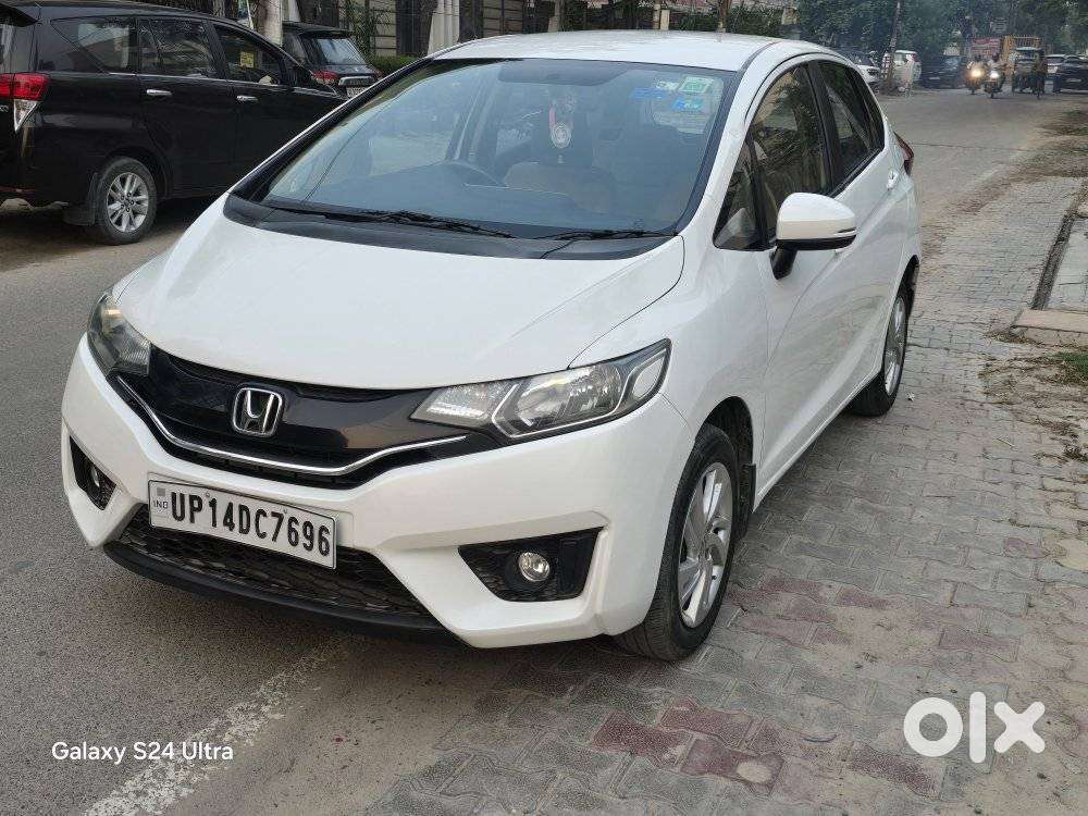 Honda Jazz V Mt Privilege, 2017, Petrol