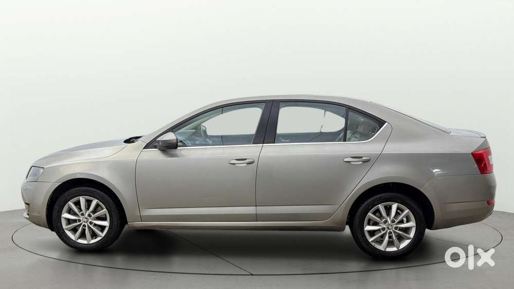 Skoda Octavia 1.8 Tsi Style Plus At, 2016, Petrol