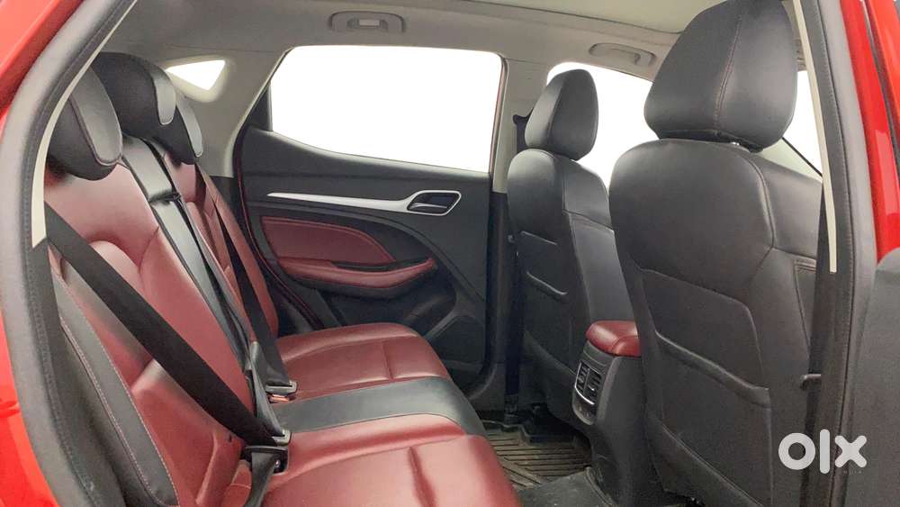 Mg Astor 1.3 Savvy Turbo At S Red, 2023, Petrol