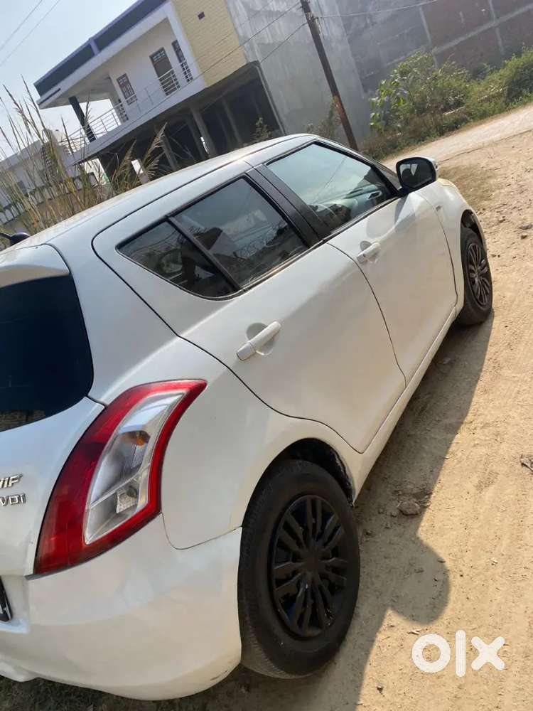 Maruti Suzuki Swift 2012