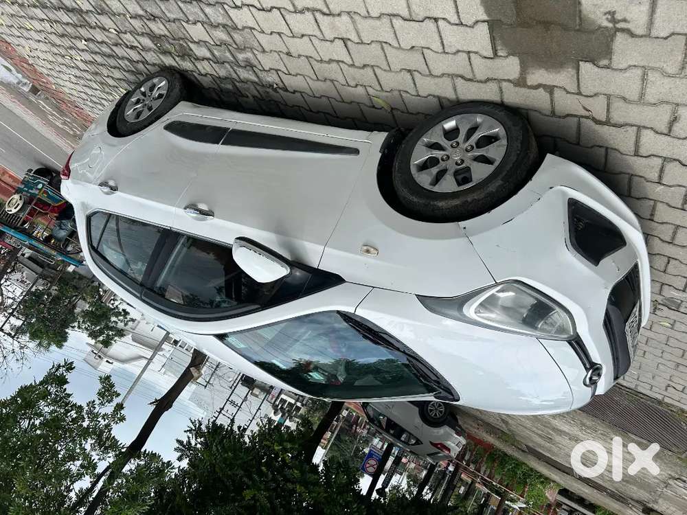 Hyundai Xcent 2014 Diesel Well Maintained