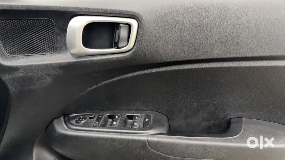 Hyundai Venue S, 2021, Petrol