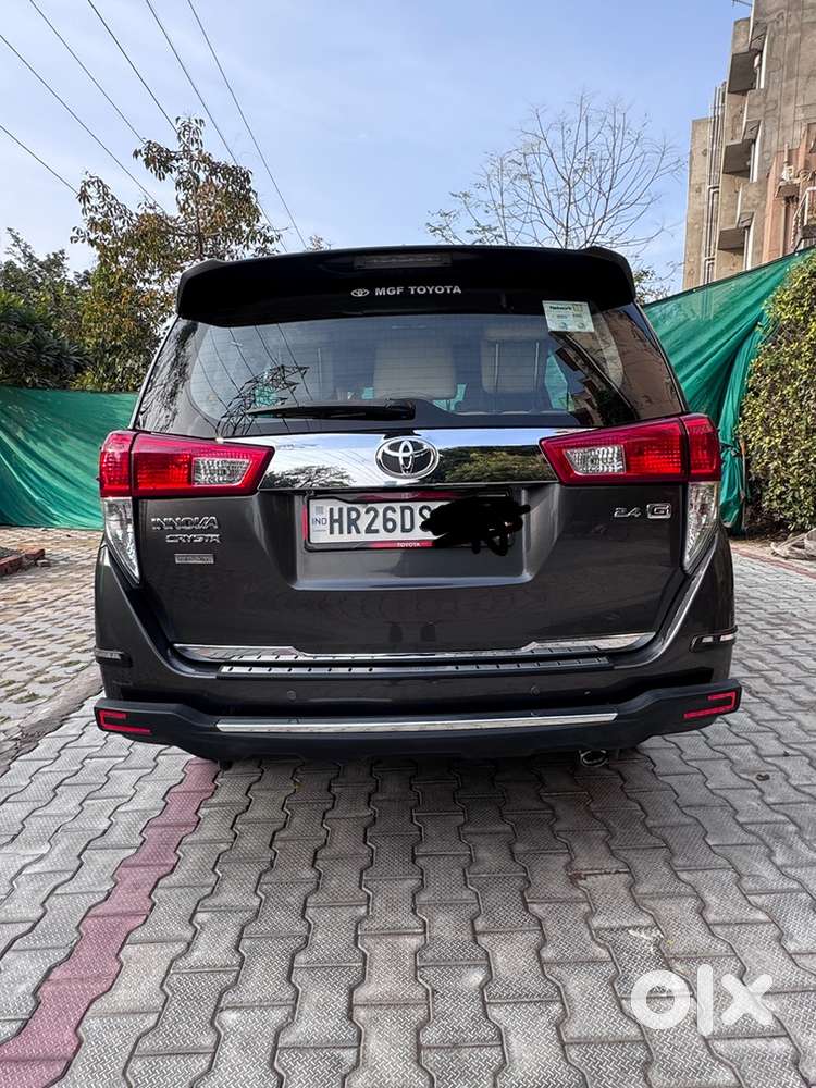 •	Toyota Crysta Gx 8-seater – Immaculate Condition  Single Owner