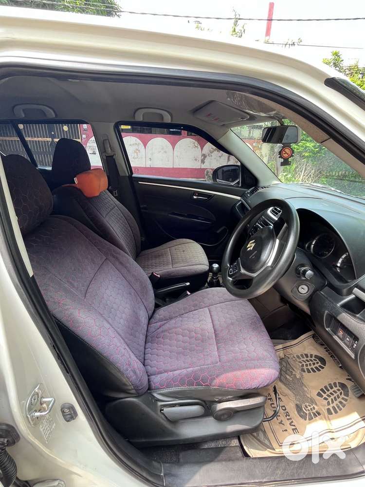 Maruti Suzuki Swift Vvt Zxi, 2012, Petrol
