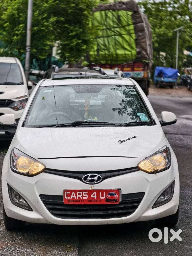 Hyundai I20 Asta 1.2 O With Sunroof, 2013, Petrol