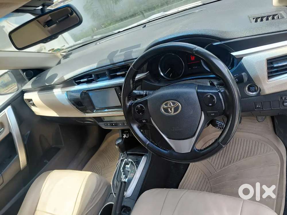 Toyota Corolla Altis 2015 Petrol