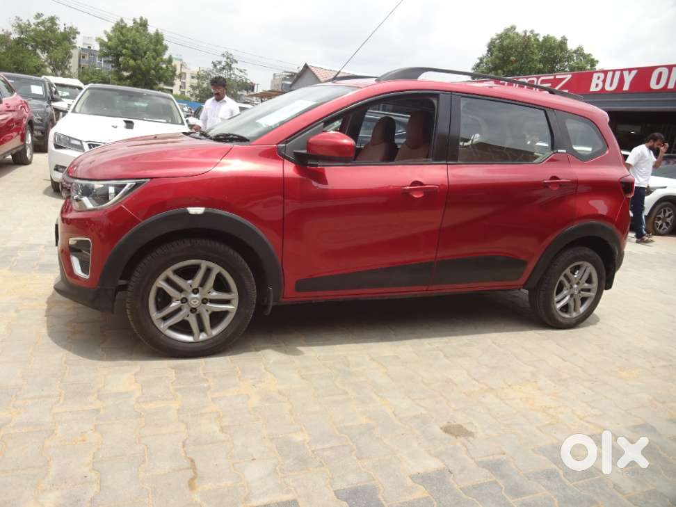Renault Triber Rxz, 2021, Petrol